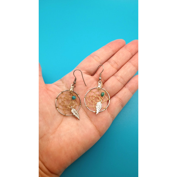 Vintage Dreamcatcher Dangle Earrings Silver Tone Turquoise Beads - Picture 3 of 4